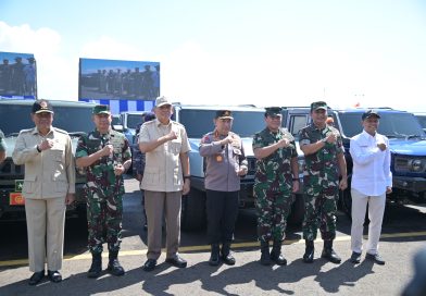 Perkuat Ketahanan Nasional, PT Pindad Serahkan 700 Unit Kendaraan Operasional Maung MV3