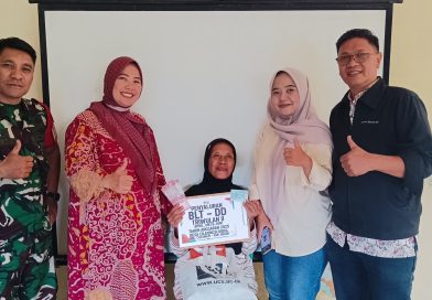 Bikin Semringah, Pemdes Cileungsi Kidul Bagikan BLT-DD Triwulan II