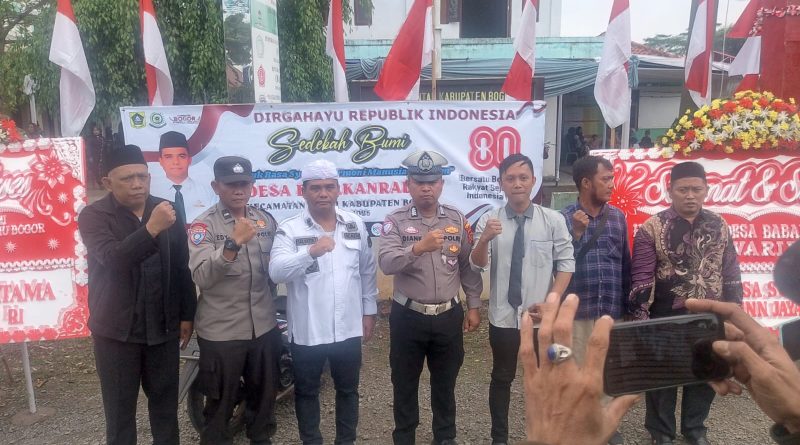 Kades Babakan Raden Cariu: Para Warga Sadaya Mari Kita Meriahkan Acara Sedekah Bumi, Pagelaran Seni Budaya Sunda  ‎