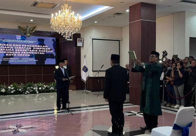 Mangnguluang Mansur Dilantik Jadi Sekda Depok, Wali Kota Supian Suri Titip Pesan Wujudkan Kesejahteraan Lewat Teamwork
