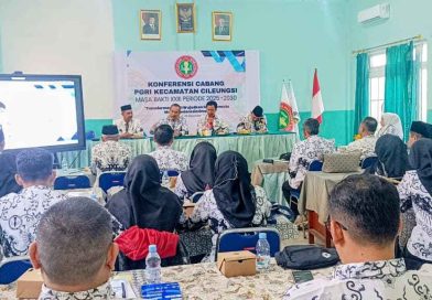 Camat Cileungsi Buka Koncab PGRI Cileungsi, Tintin Rondasih Dinobatkan Jadi Ketua