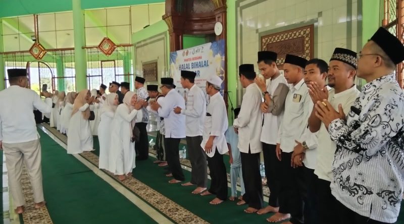 Tingkatkan Persatuan dan Sinergitas Guru, Organisasi Profesi Guru Se-Kecamatan Tanjungsari Gelar Halalbihalal Akbar