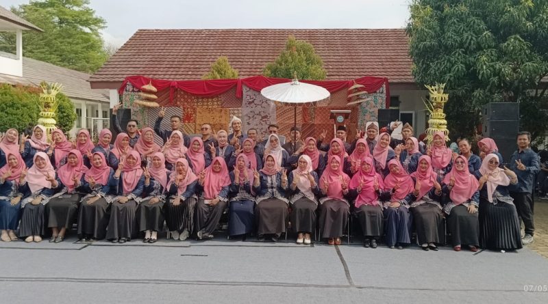 Paturay Tineung, SMAN 2 Cileungsi Luluskan 392 Siswa