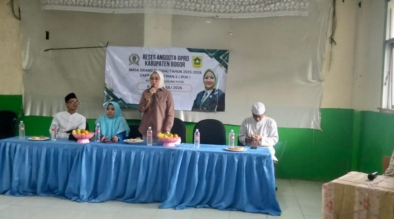 Reses Anggota Dewan Hj Nunur Nurhasdian di Kecamatan Gunung Putri Kunjungi Ponpes Al Ghazaliah