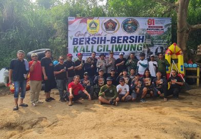 PWI Kabupaten Bogor dan Komunitas Gelar Aksi Bersihkan Kali Ciliwung, Momentum Kemerdekaan Jadi Gerakan Peduli Lingkungan