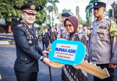 Kado Kemerdekaan, Polres Bogor Renovasi 8 Rumah Warga Tidak Layak Huni