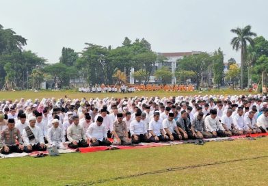 Kabupaten Bogor Dilanda Kemarau Panjang, Bupati Rudy Susmanto Bersama Ribuan Masyarakat Gelar Salat Istisqa untuk Minta Hujan