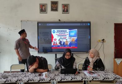 Tingkatkan Kualitas Pembelajaran, SMPN 4 Cileungsi Gelar Diseminasi Penguatan Digitalisasi dan Pemanfaatan Papan Interaktif Digital (PID)