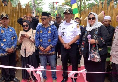 Momen Peresmian Dayeuh Padjajaran, Pemdes Selawangi Gelar Selamatan Bumi dan Arak-arakan Dongdang