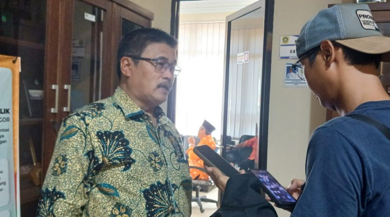 Reses DPRD Kabupaten Bogor di Cariu, Minimnya Lahan Parkir Puskesmas Karya Mekar Disorot